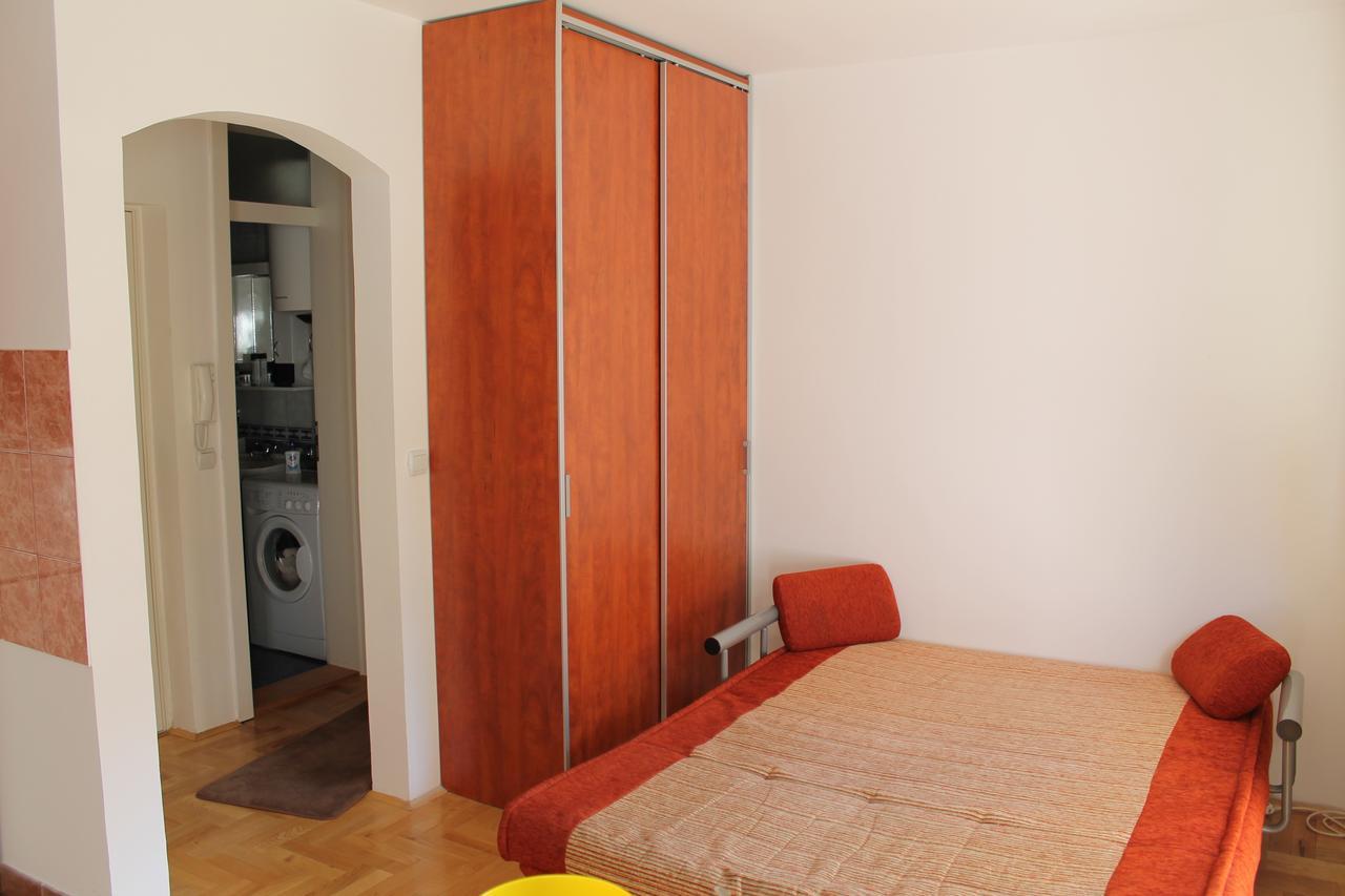 Calm Apartment Βελιγράδι Εξωτερικό φωτογραφία